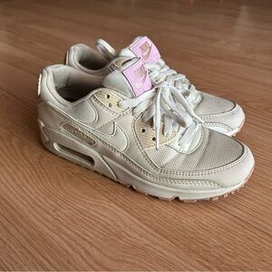 Nike Air Max 90 Pink Crème Sneakers Women’s 7